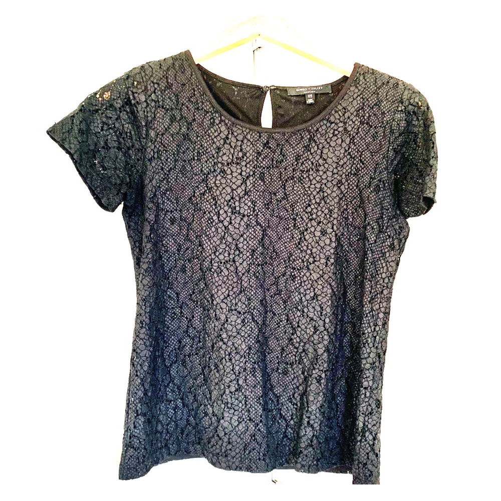 Saks 5th Avenue textured black blouse size XS
